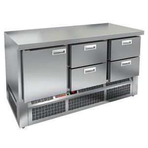 Стол холодильный среднетемпературный HiCold SNE 122/TN O замок (5)